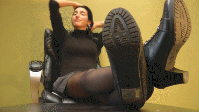Dreamgirls in Socks at YooGirls.com - Showing Item 53806