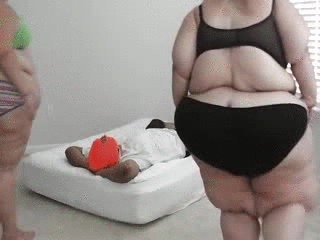 Royxatdan holda insest porno tomosha Yalangoch ayolning orqa korinishi