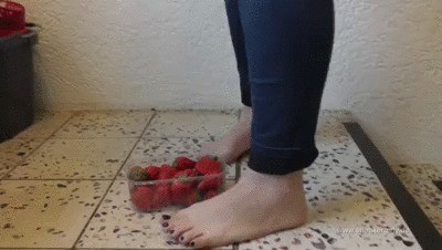 Sneakergirly Stacy - Crushing Strawberries