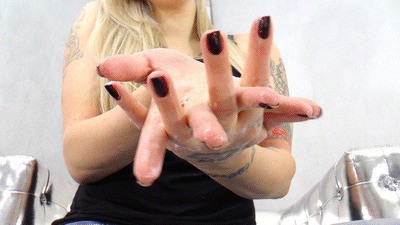 These slippery hands make you horny!