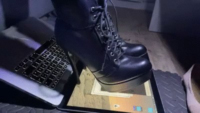 Boots torture MacBook Pro