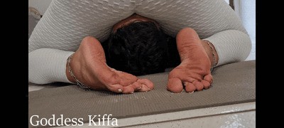 Goddess Kiffa and Mr Pine - Yoga class EP 2 - Yoga Sexy Teacher facesitting on lazy student - FACESITTING - FEMDOM - HUMILIATION - SOLES - FLIP FLOPS - PUSSY SMOTHER - ASS WORSHIP - ASS SNIFF - ASS SMOTHER - ASS - FOOT FETISH - SMOTHER -