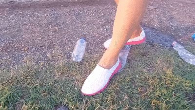 Playing with Plastic Bottles (720p)