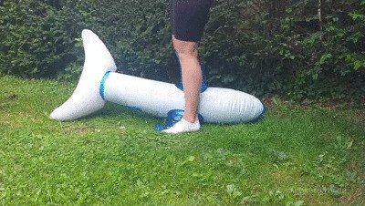Sneakergirly Darleen - Inflatable Crush