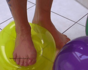 Baloons under Feet and Heels