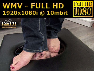 21-004 - Slave's face getting trampled (WMV - FULL HD - High Definition)