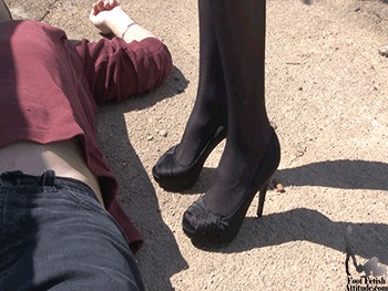 High heel trample and shoes cleaning for a young goddess / HD