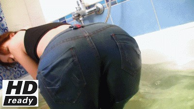 Sexy wet jeans ass (HD Video)