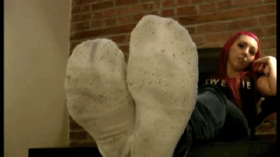 Avery's Sweaty Feet - (Full HD 720p Version)