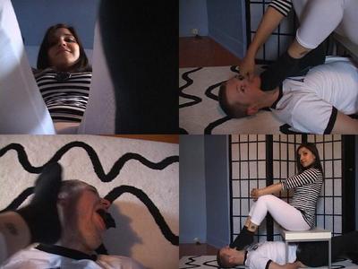Murderoticas Extreme Gagging and Smothering Clip!