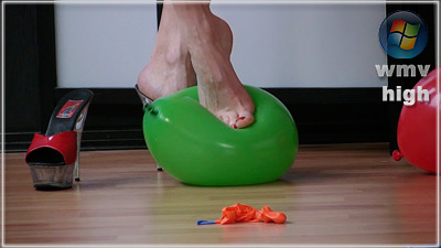 Empress Victoria - The Best Balloon Popping (wmv)