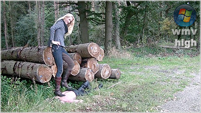 Empress Victoria - Brutal trampling Of The Ponyboy (wmv)